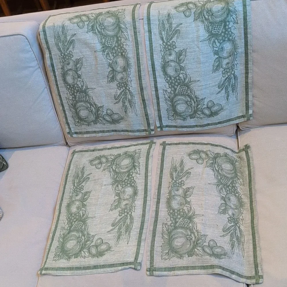 Williams Sonoma Green Linen Autumnal Harvest Fabric Placemats, Set of 4